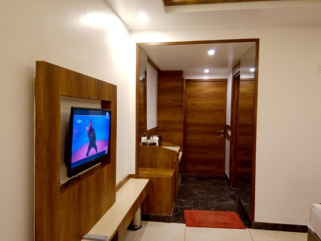Hotel Green Orchid Udhampur 외부 사진