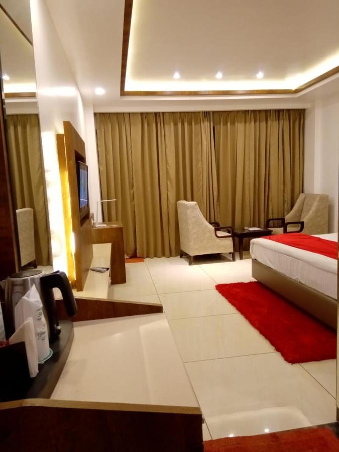 Hotel Green Orchid Udhampur 외부 사진
